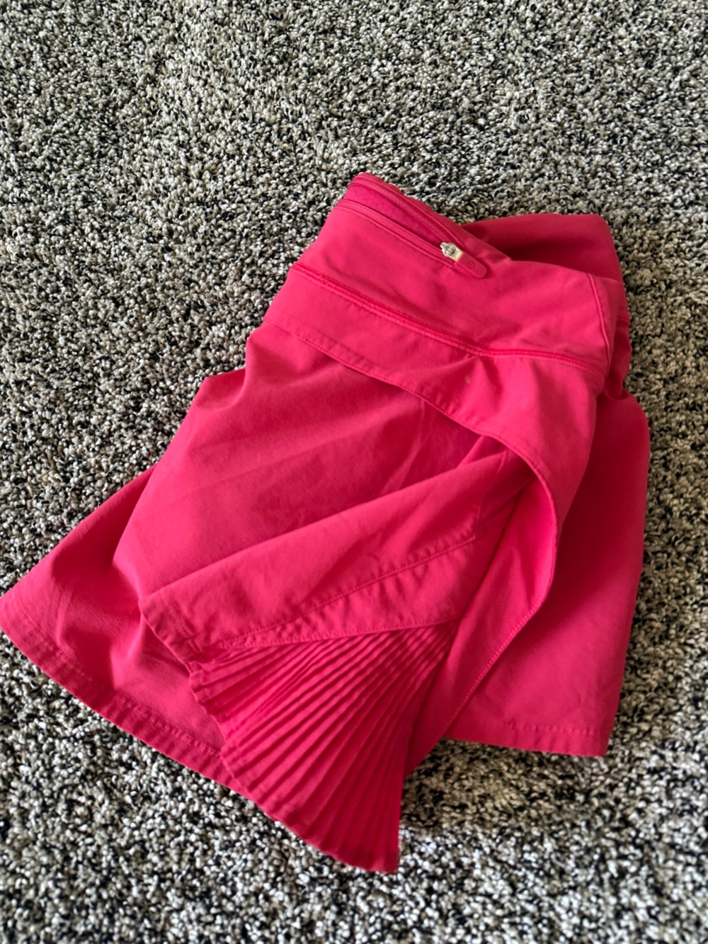 Bright Pink Pleated tennis skirt. Lululemon
